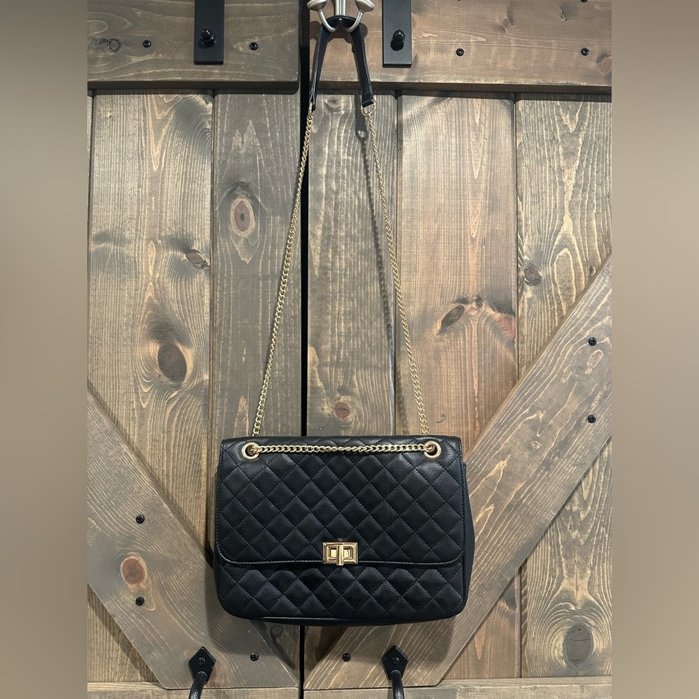 41 Hawthorn Black Quilted Shoulder Bag